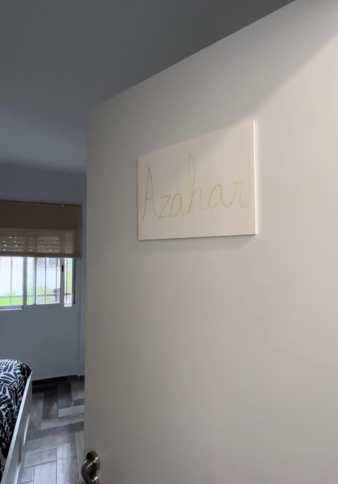 Lovely Rooms En Piso Compartido Sevilla Bagian luar foto